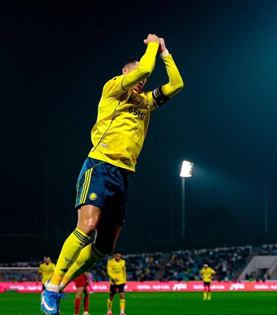 欧洲顶尖球员破门得分，助球队夺冠(欧洲顶尖球员破门得分,助球队夺冠是哪一年)